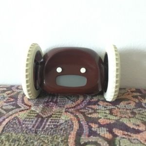 Clocky - Alarm Clock On The Wheels